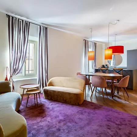 Apartment De Sonnaz Elegante B Turin