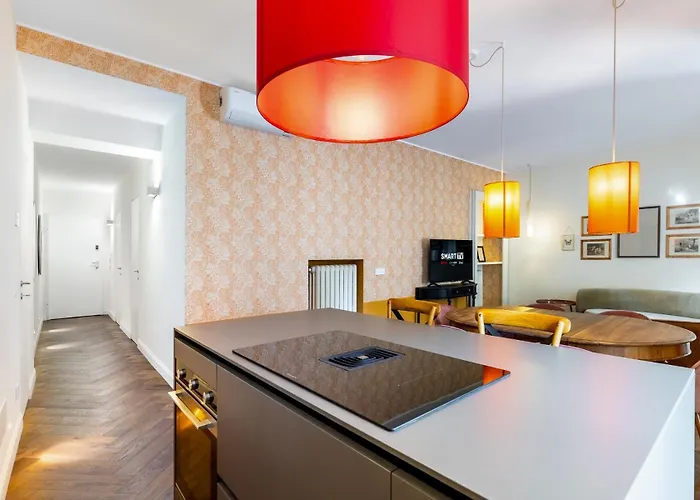 De Sonnaz Elegante B * تورينو