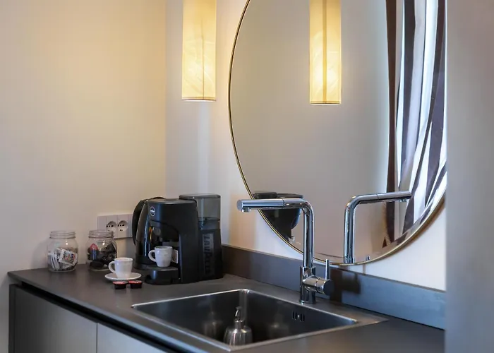 De Sonnaz Elegante B * تورينو